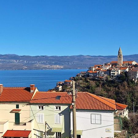 Apartmani Marin1 Vrbnik Dış mekan fotoğraf